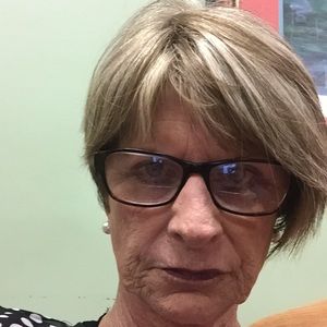 Meet your Posher, Connie